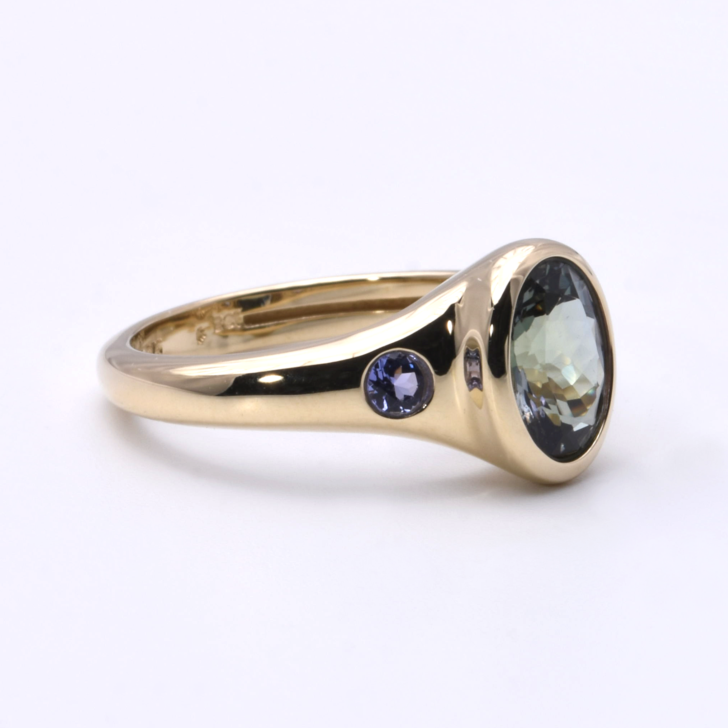 Ring mit Tansanite