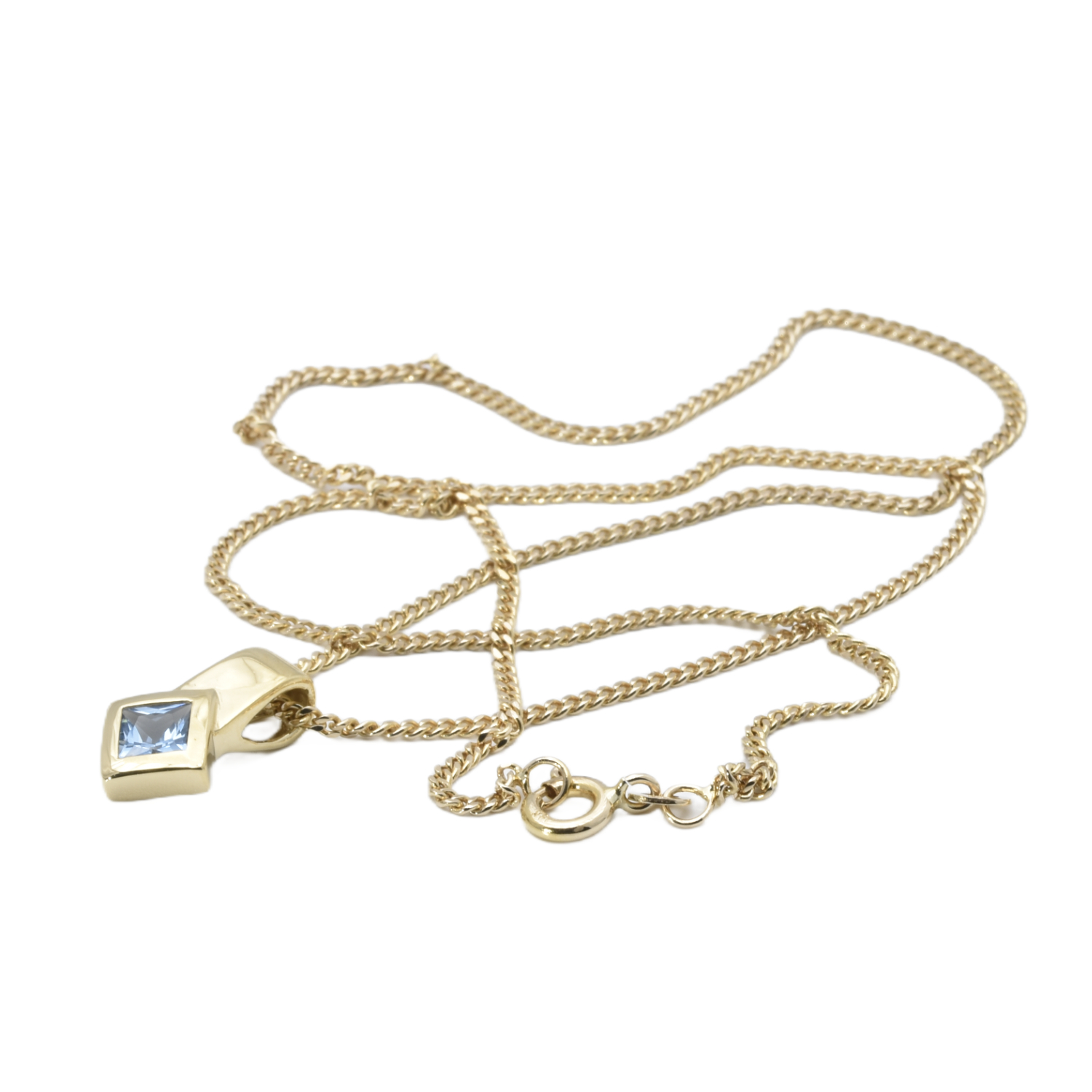 Kette mit Anhänger