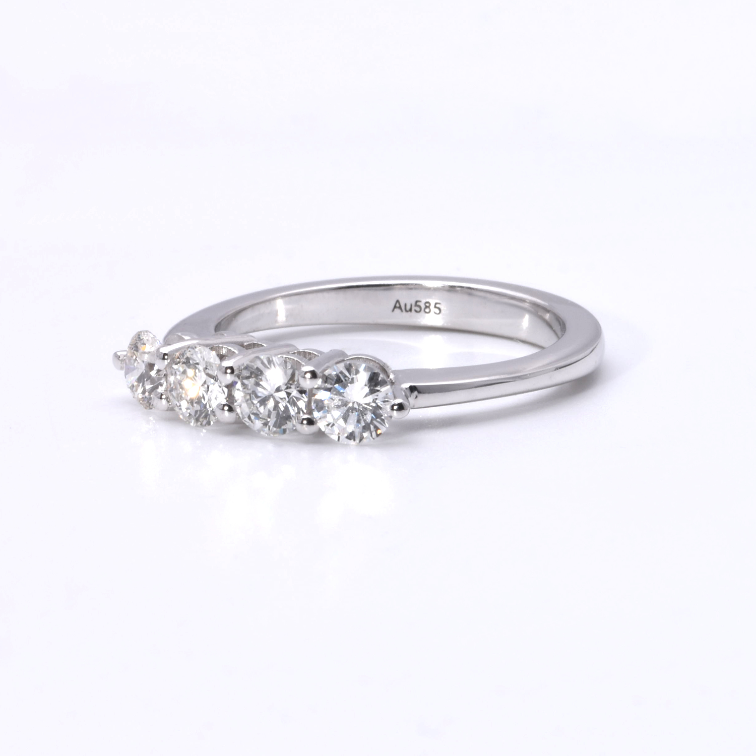 Ring mit Brillanten