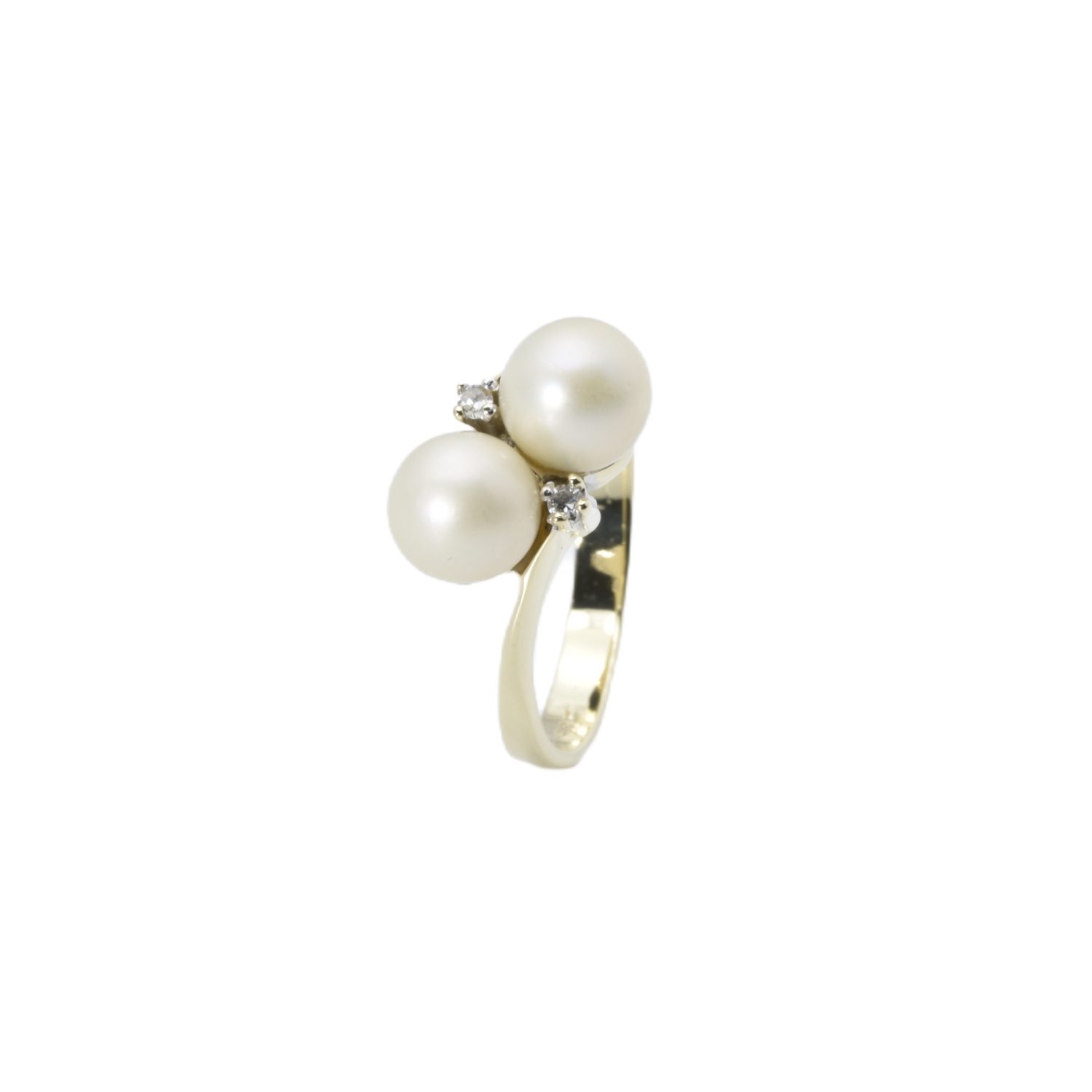 Ring mit Perlen und Diamanten