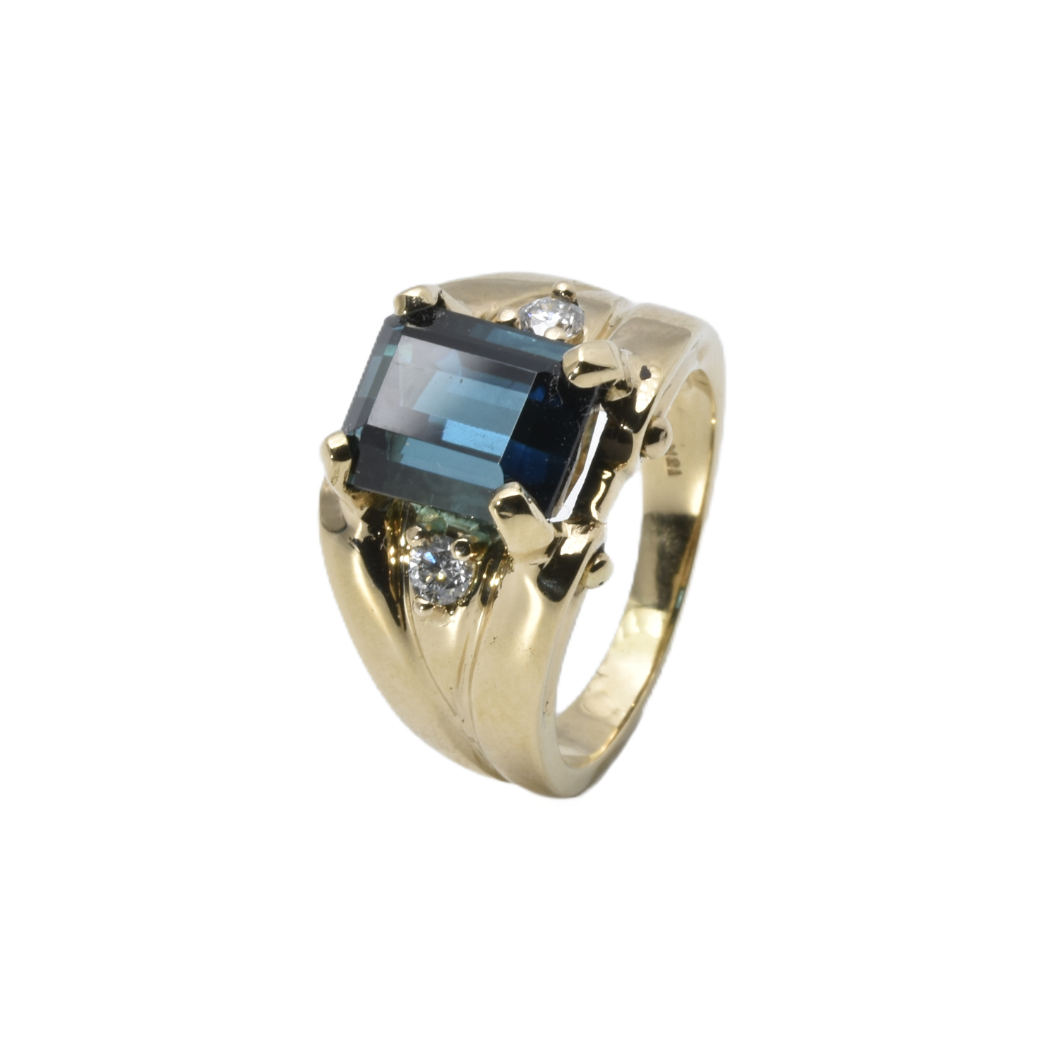 Ring mit blaugrünem Saphir und Brillanten
