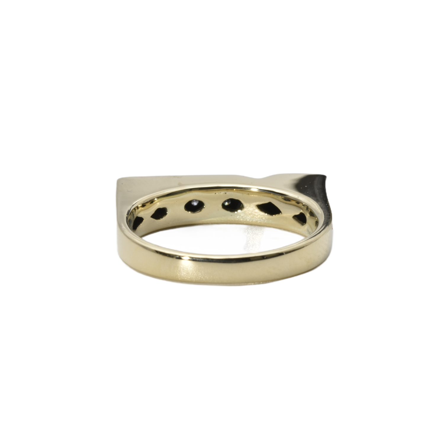 Ring mit Diamanten