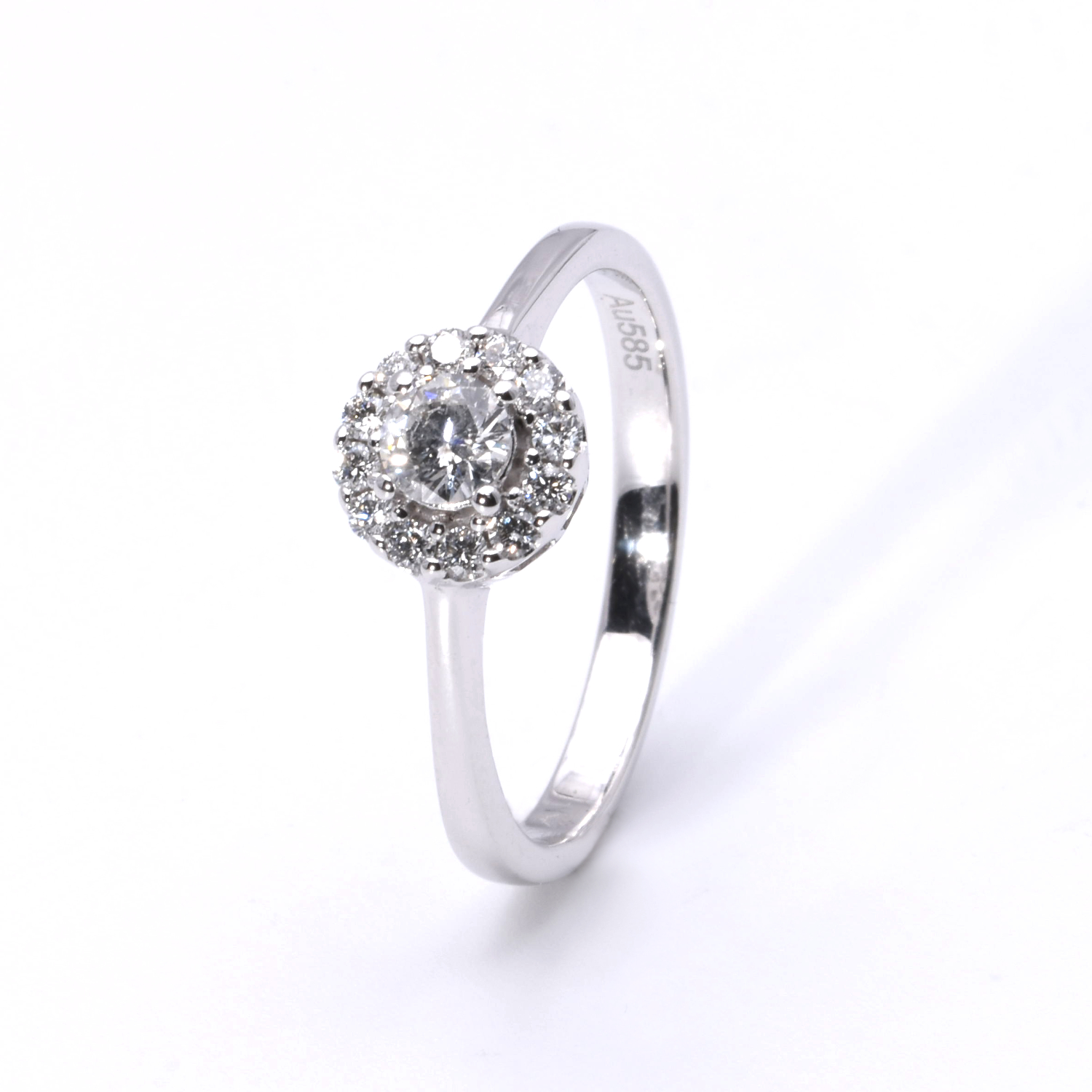 Ring mit Brillanten
