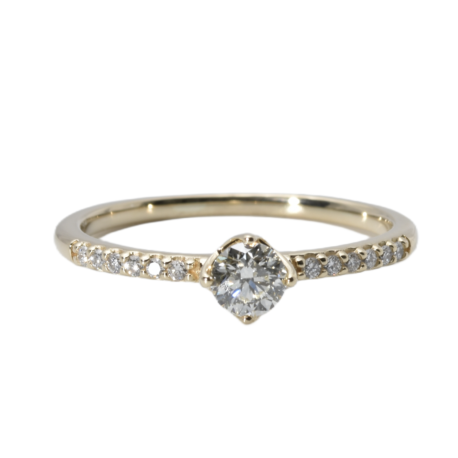 Ring mit Brillanten
