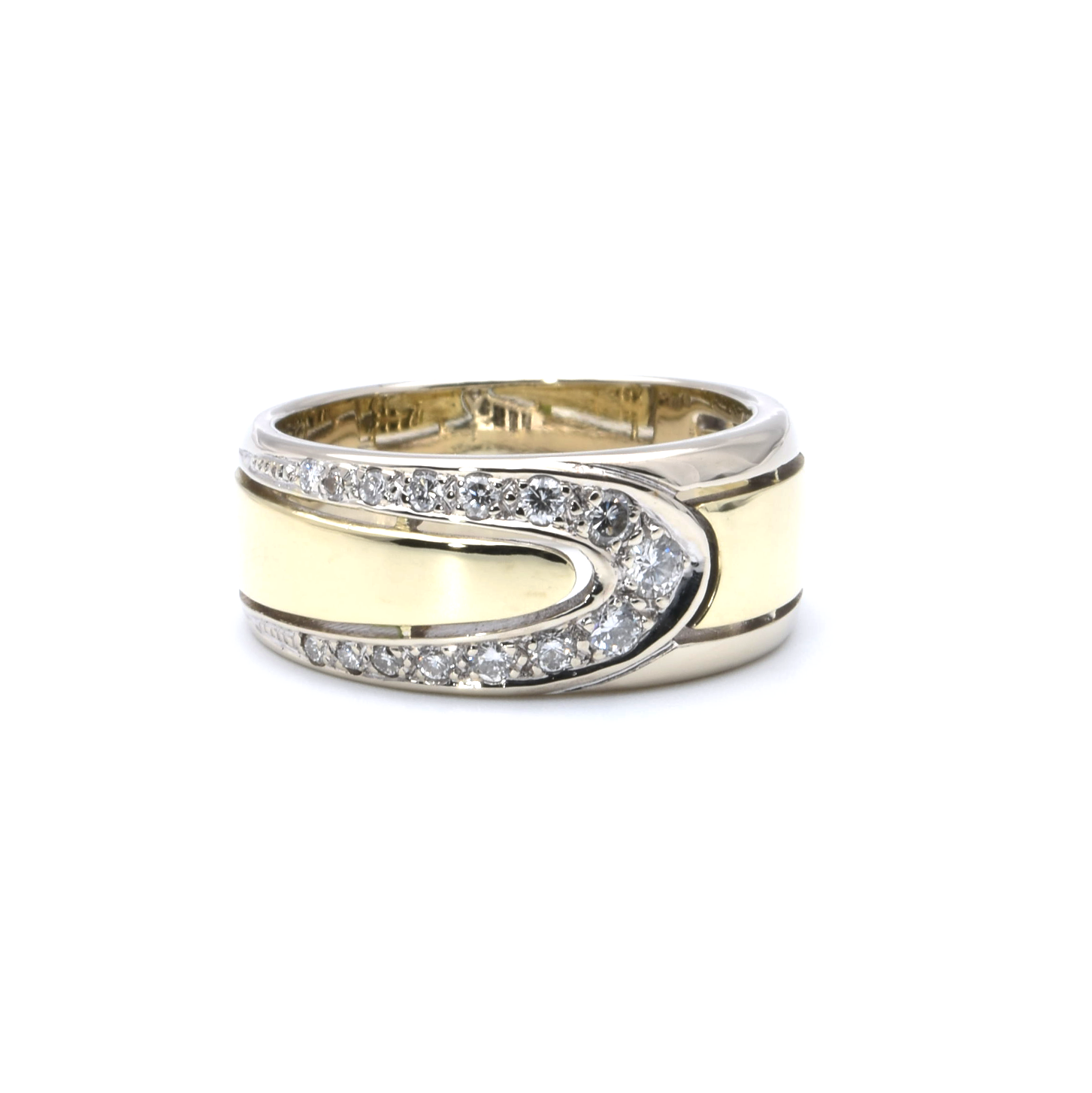 Ring mit Brillanten