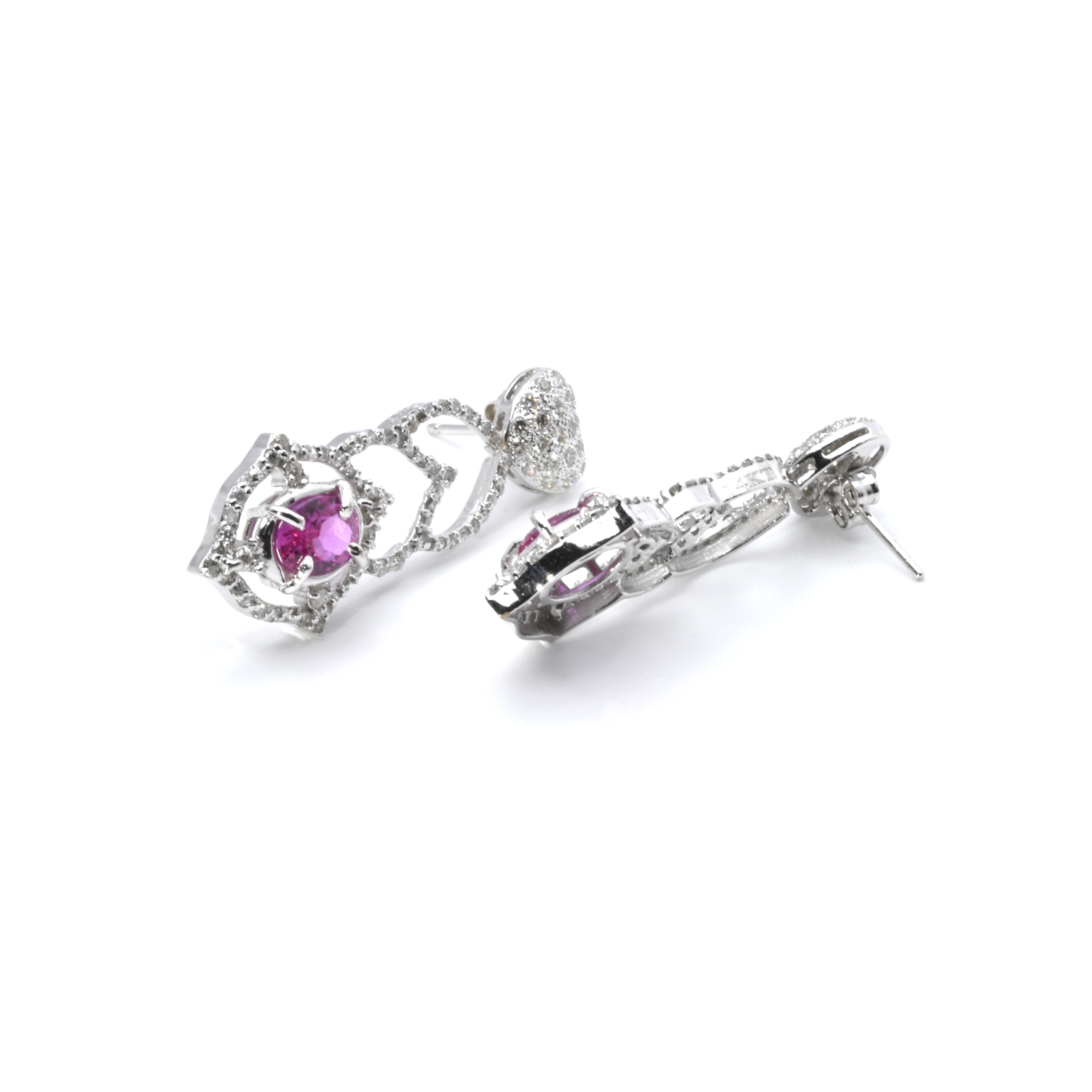 Ohrstecker mit Brillanten und Spinell