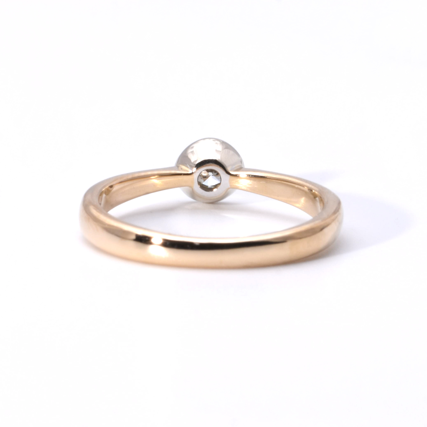 Ring mit Brillant
