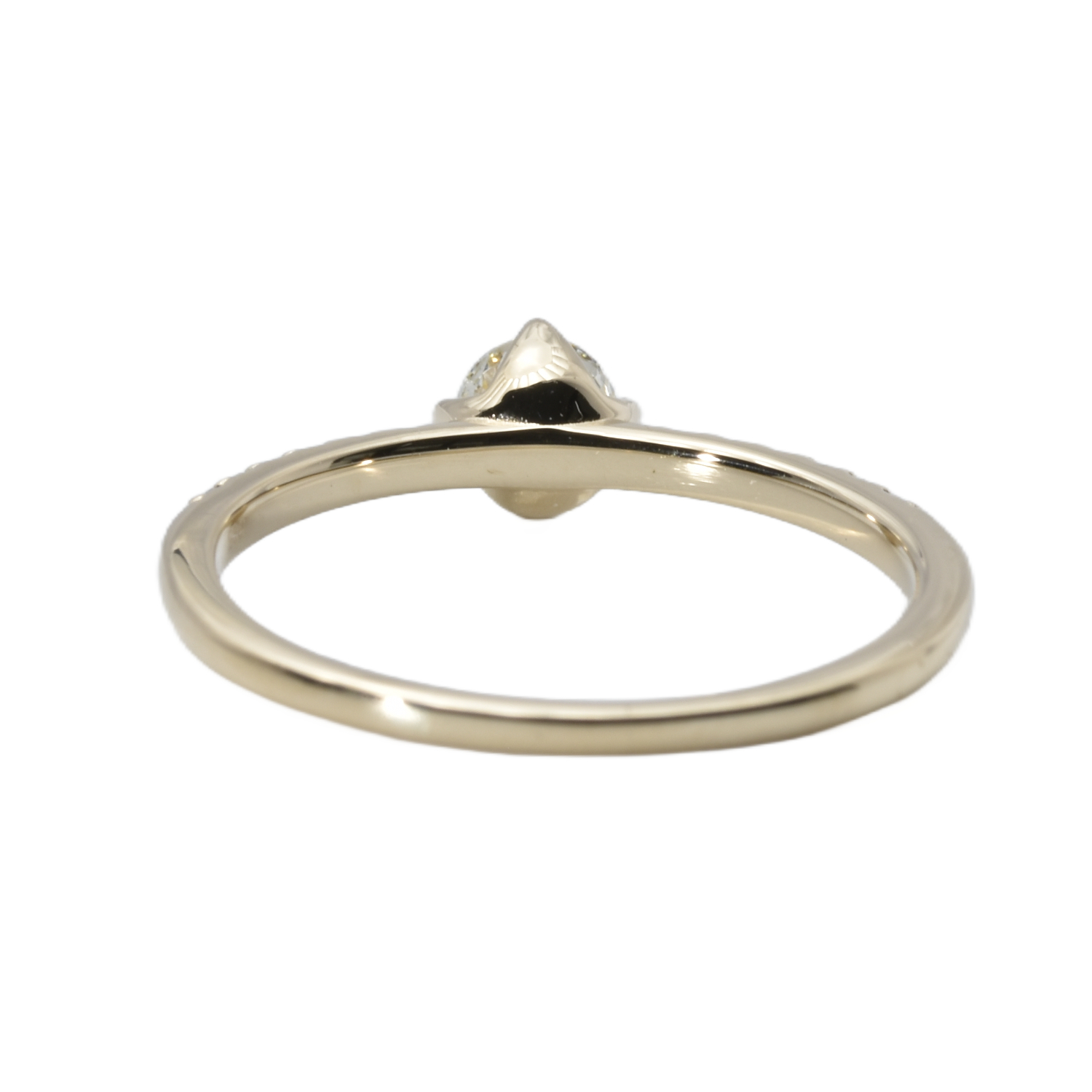 Ring mit Brillanten