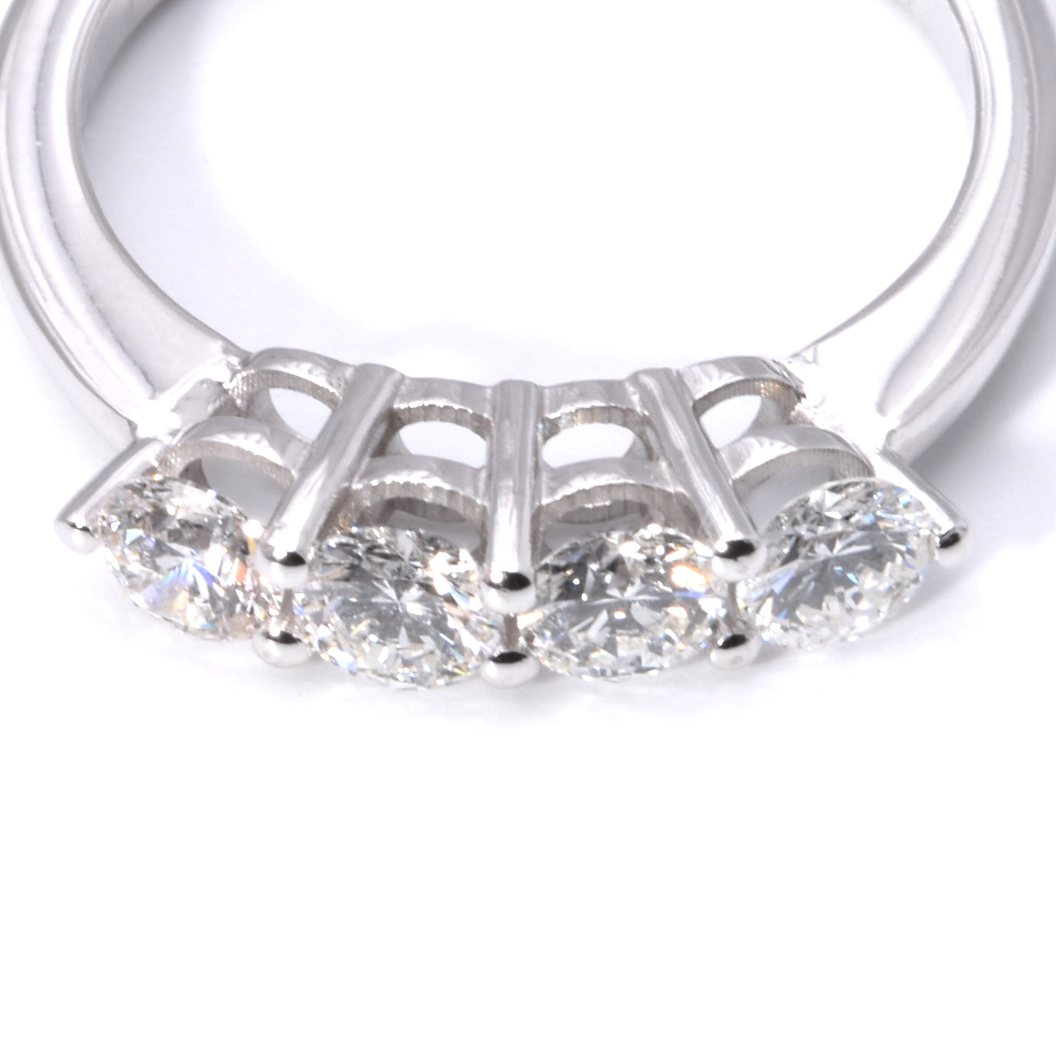 Ring mit Brillanten
