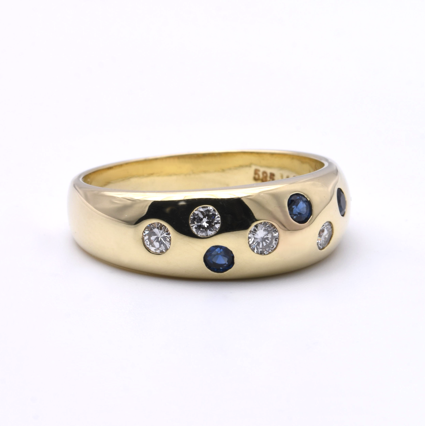 Ring mit Saphir und Brillanten