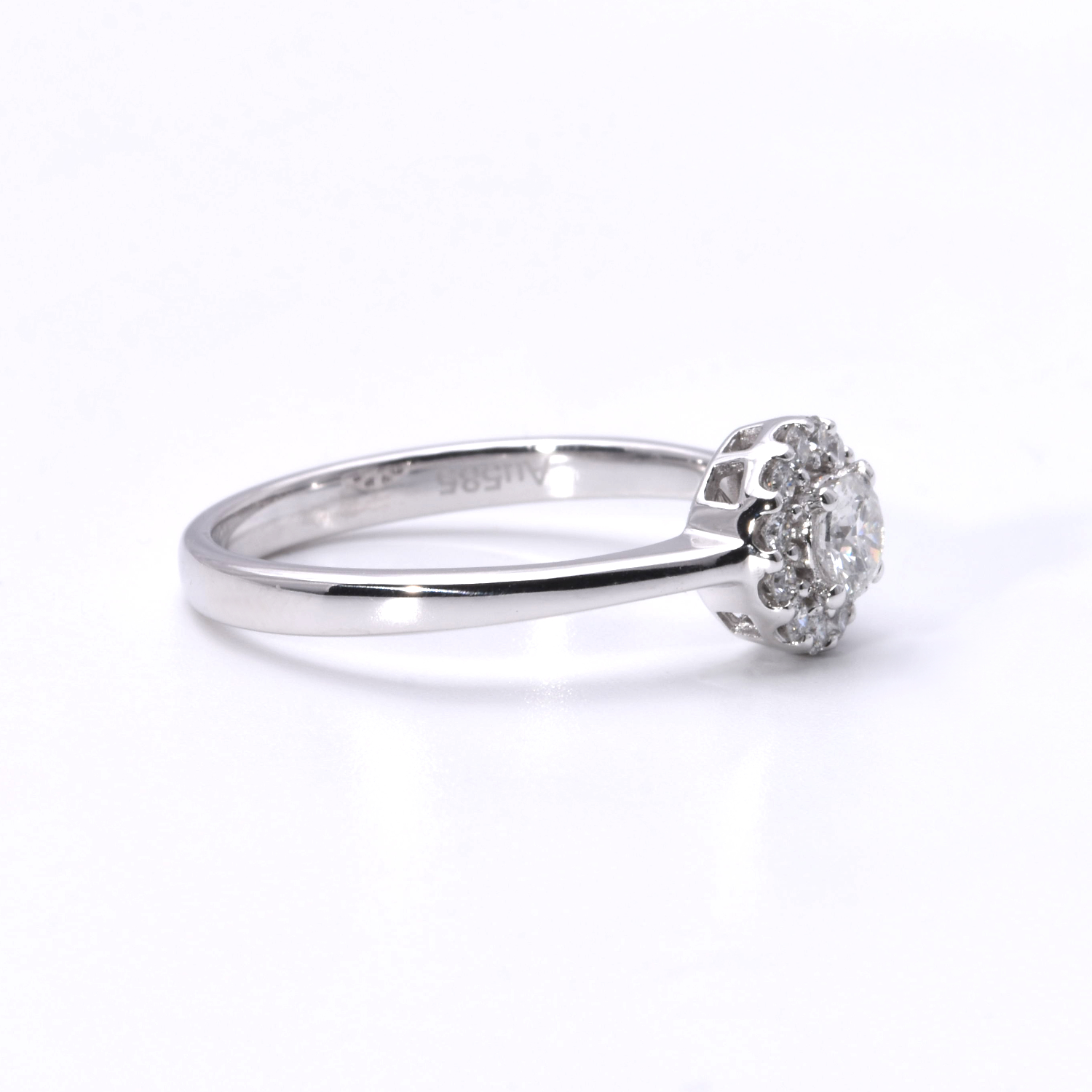 Ring mit Brillanten