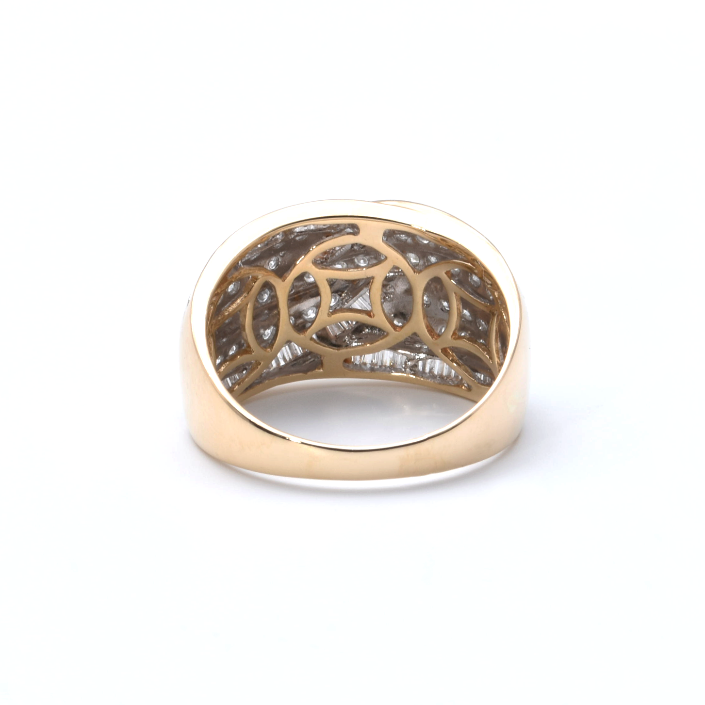 Ring mit Brillanten und Diamanten