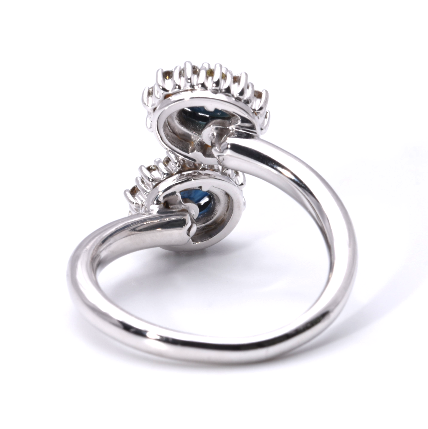 Ring mit Saphiren und Brillanten