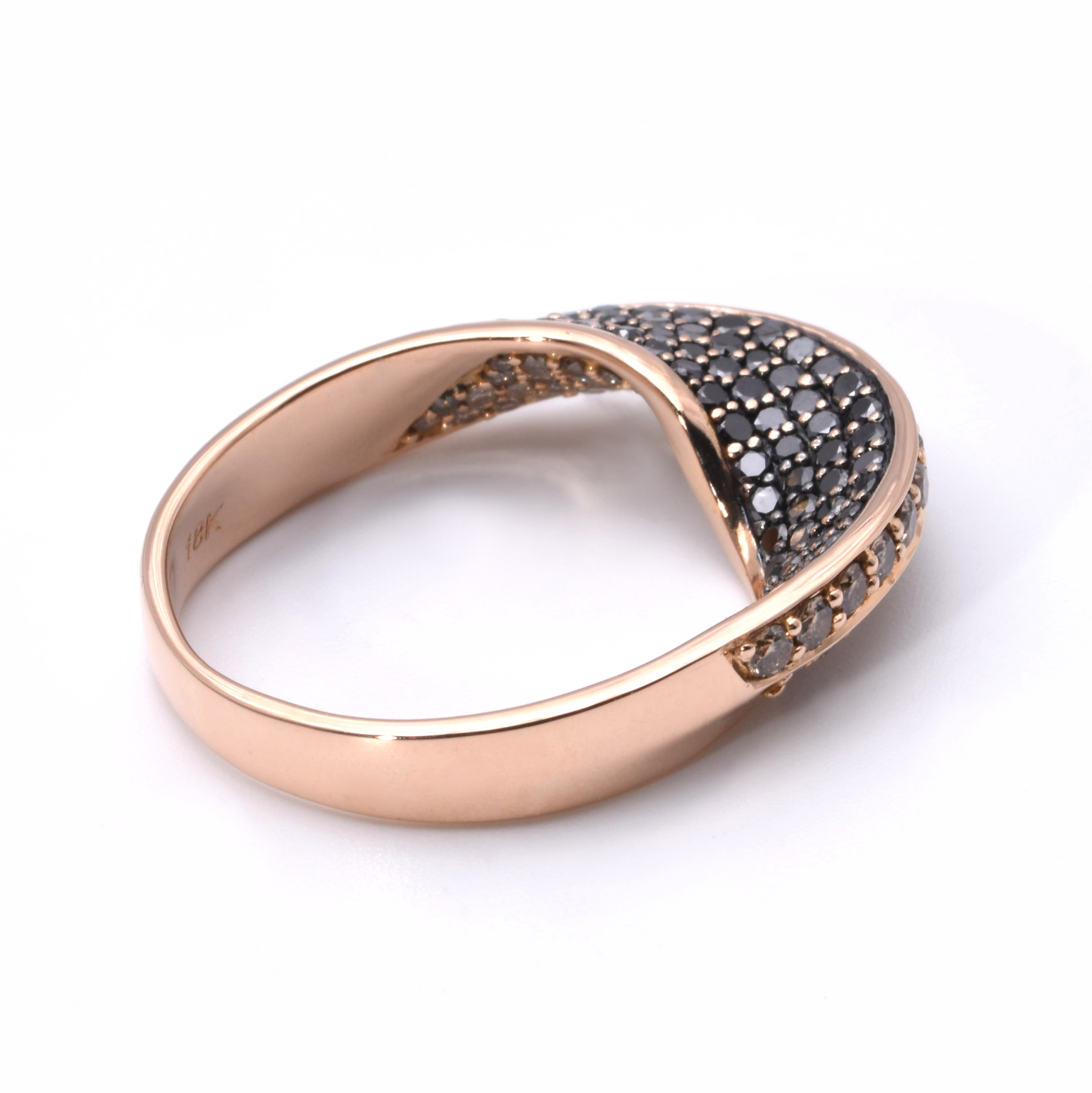 Esvara-Ring mit Diamanten