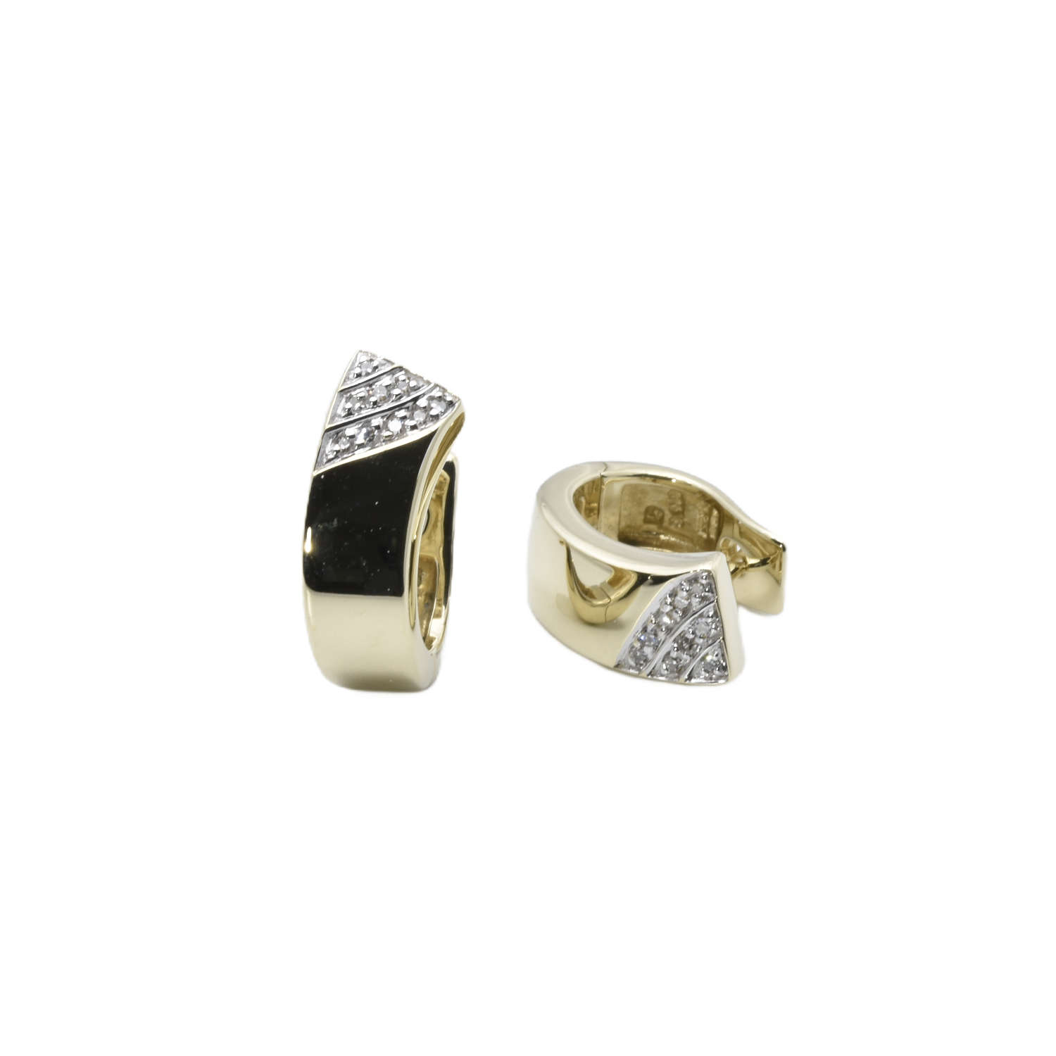 Creolen mit Diamanten