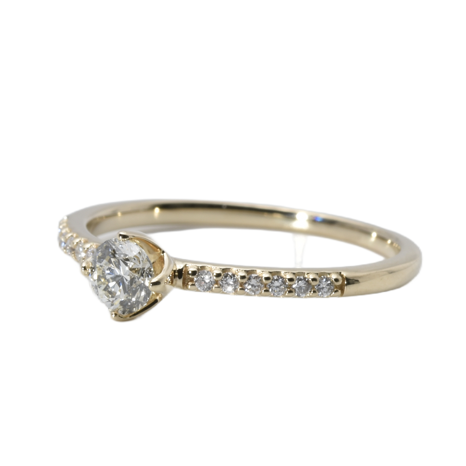 Ring mit Brillanten