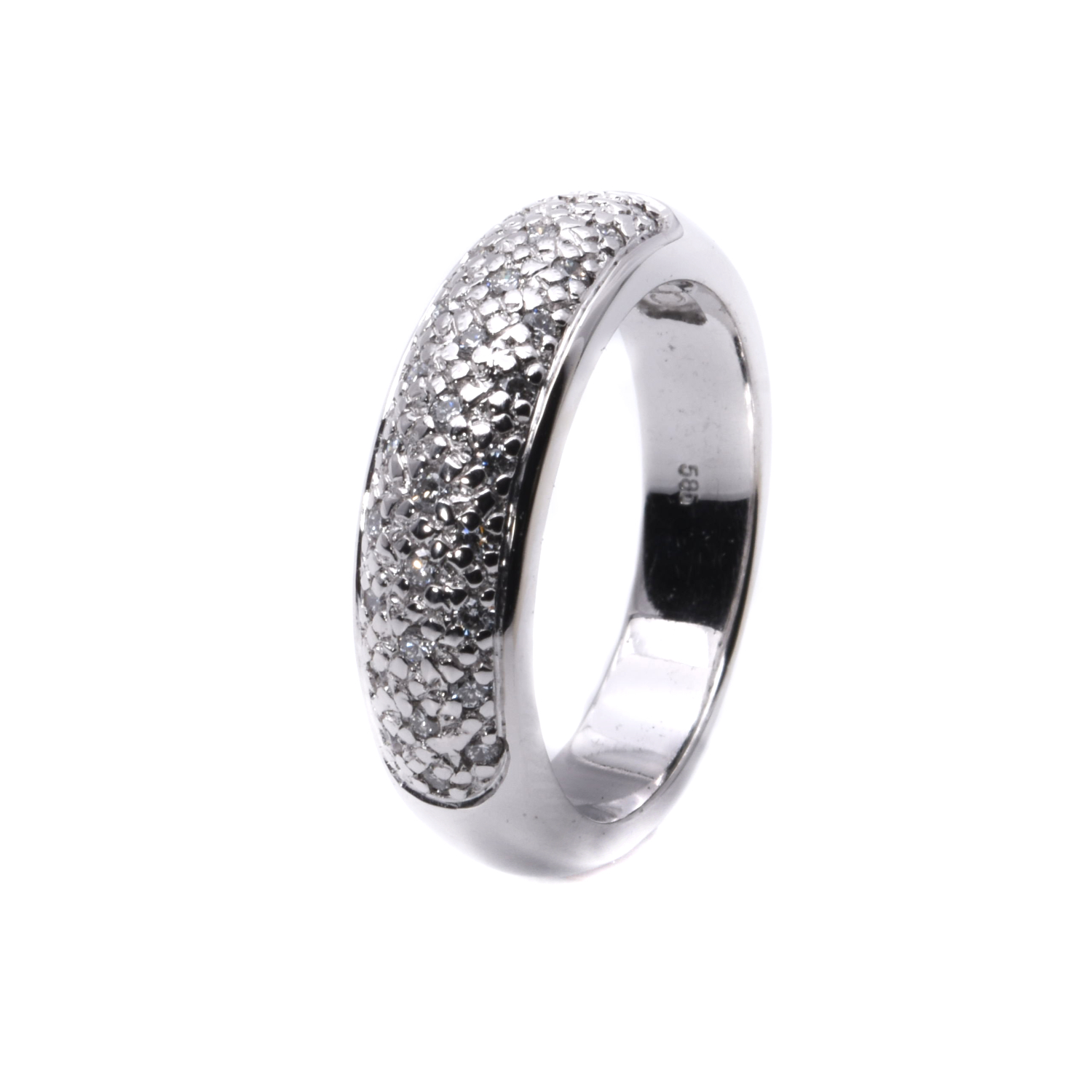 Christ Ring mit Brillanten