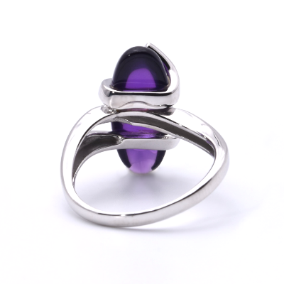 Ring mit Brillanten und Amethyst