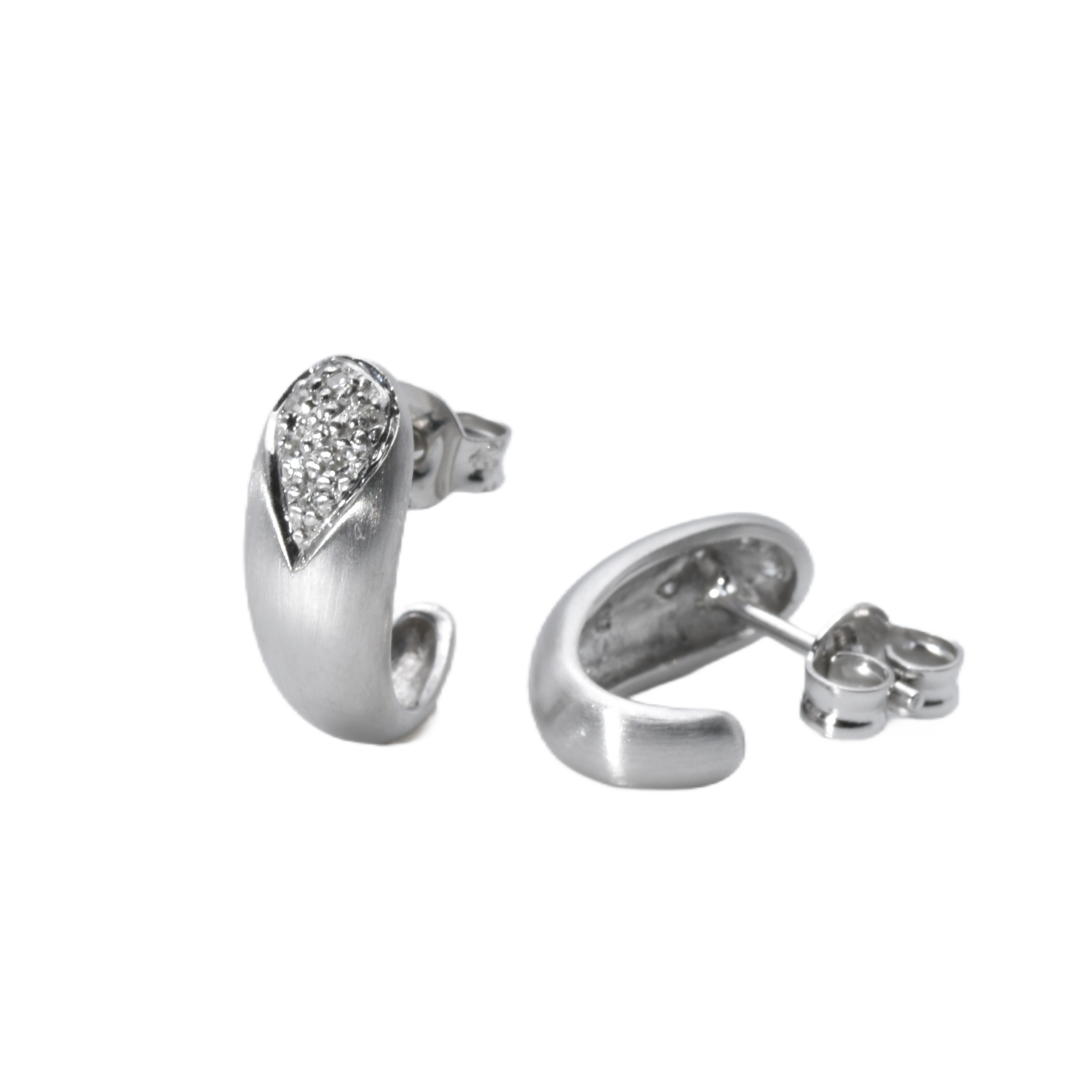 Ohrstecker mit Diamanten