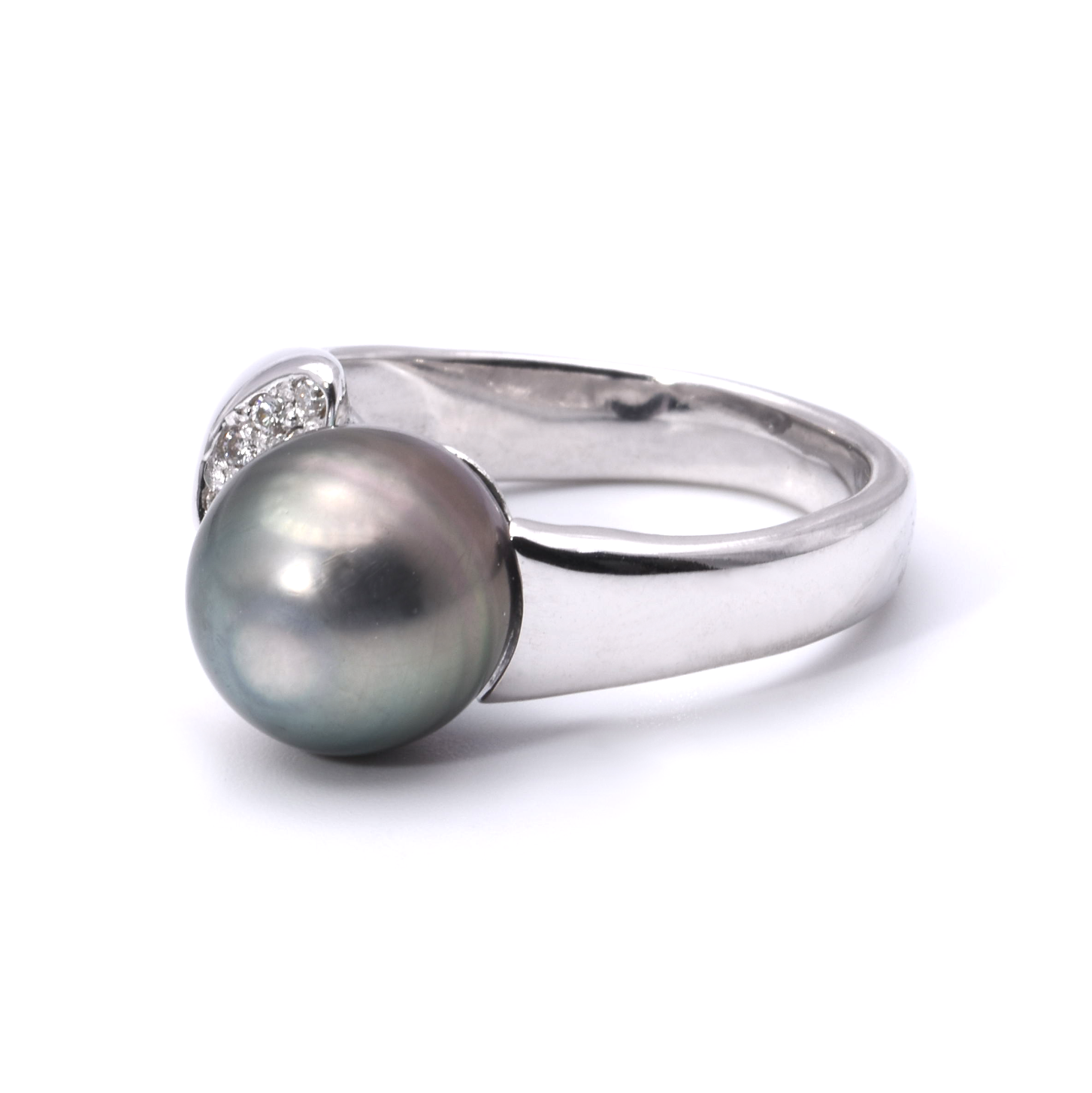 Ring mit Brillanten und Perle