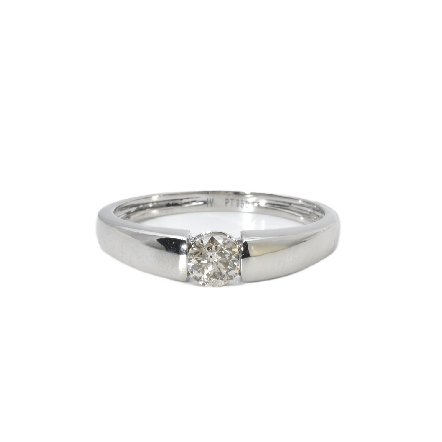 Platin Ring mit Brillant
