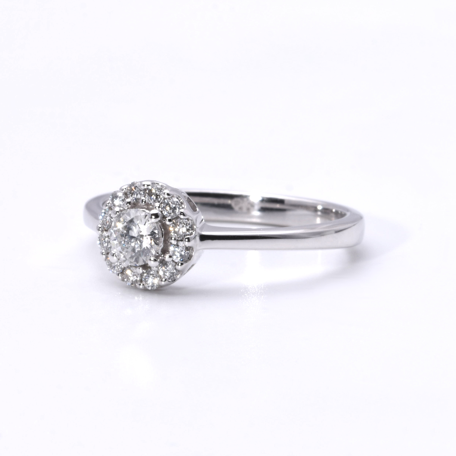 Ring mit Brillanten