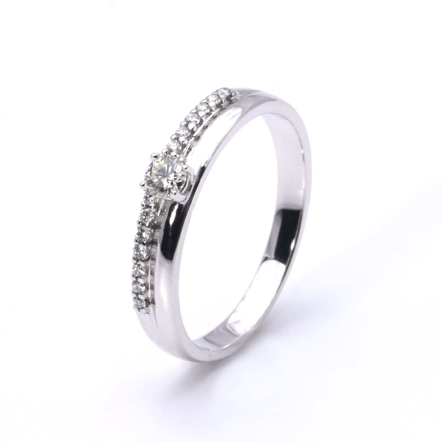 Ring mit Brillanten