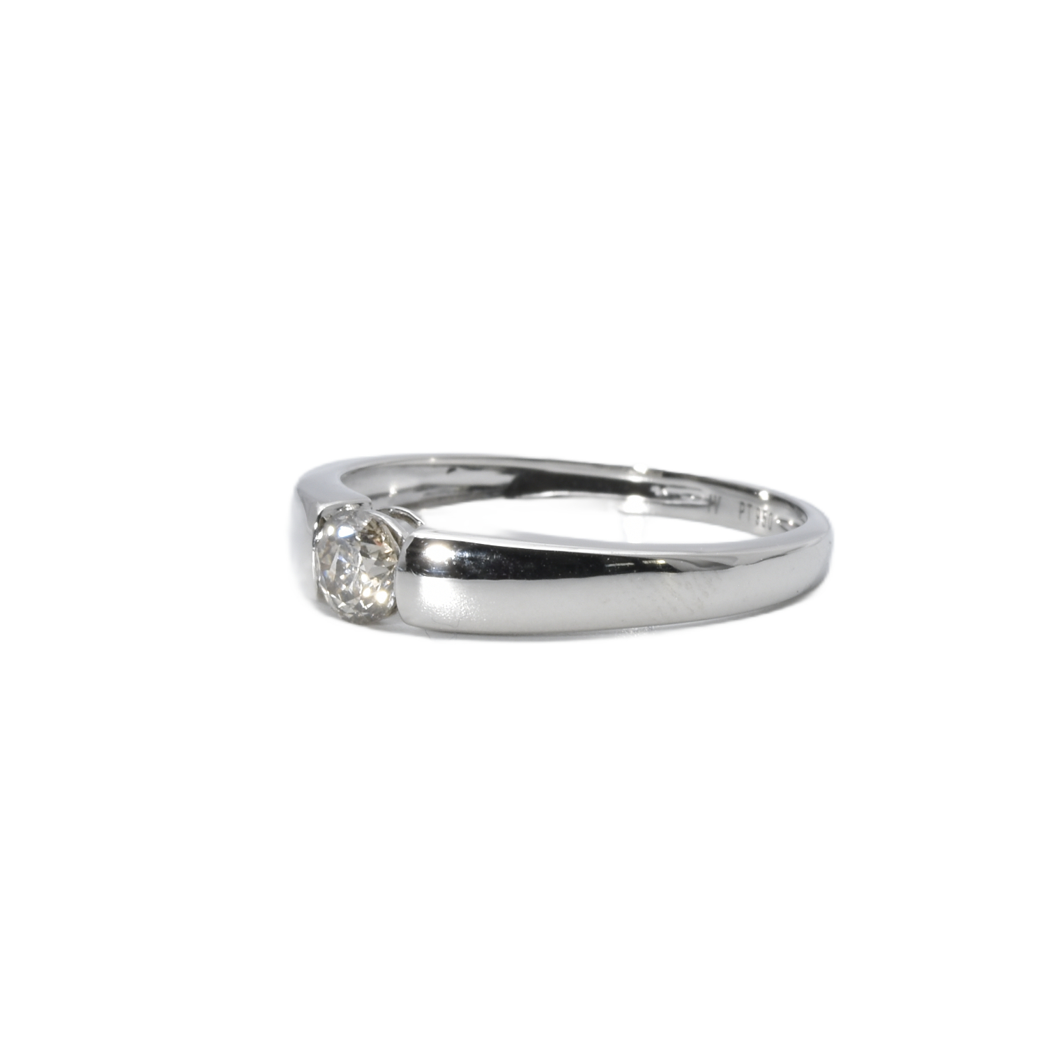 Platin Ring mit Brillant