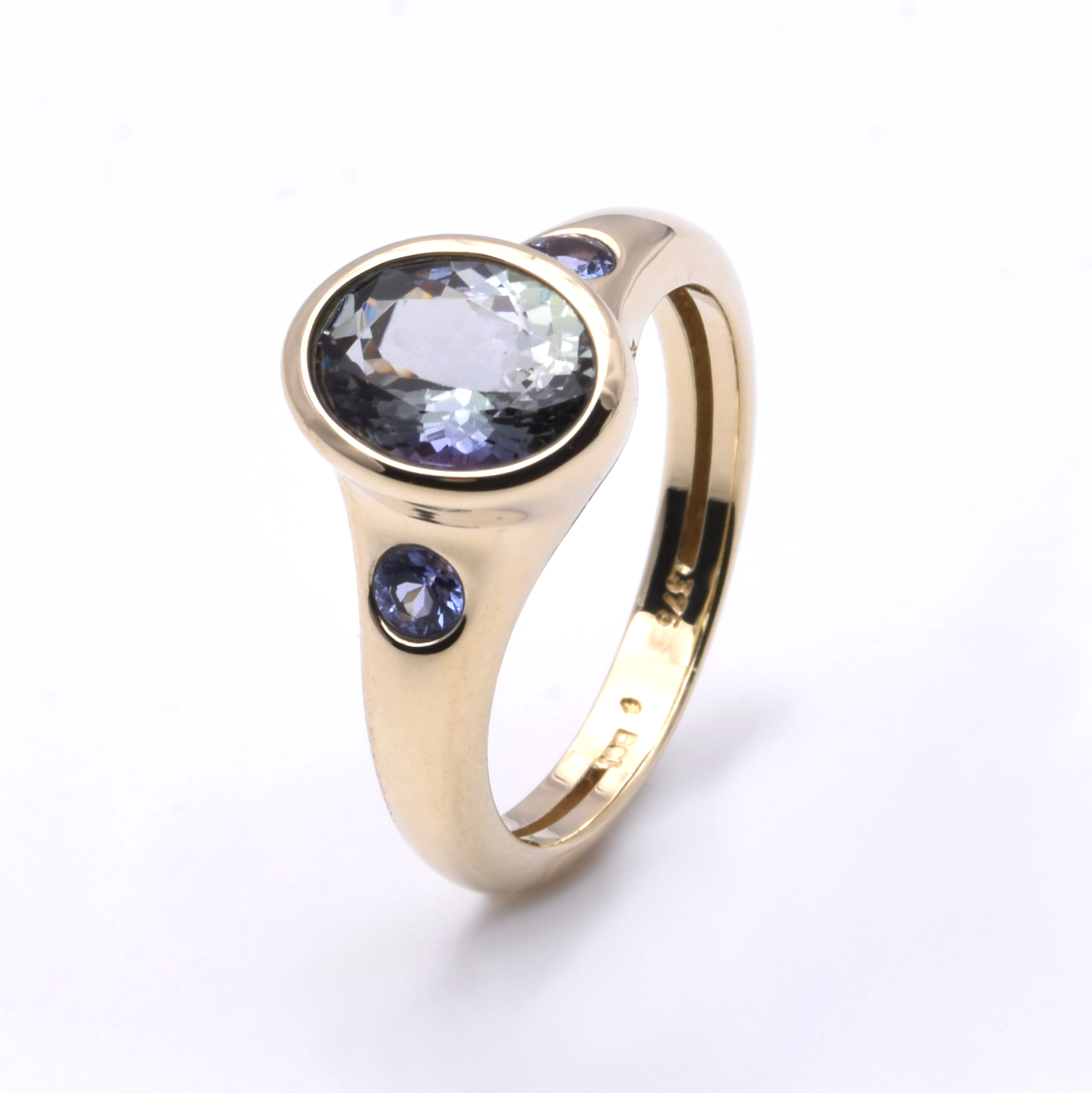 Ring mit Tansanite